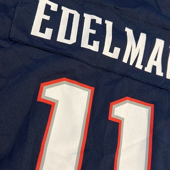 🏈 New England Patriots Julian Edelman Jersey Small #11 NFL Youth - Picture 2 of 8